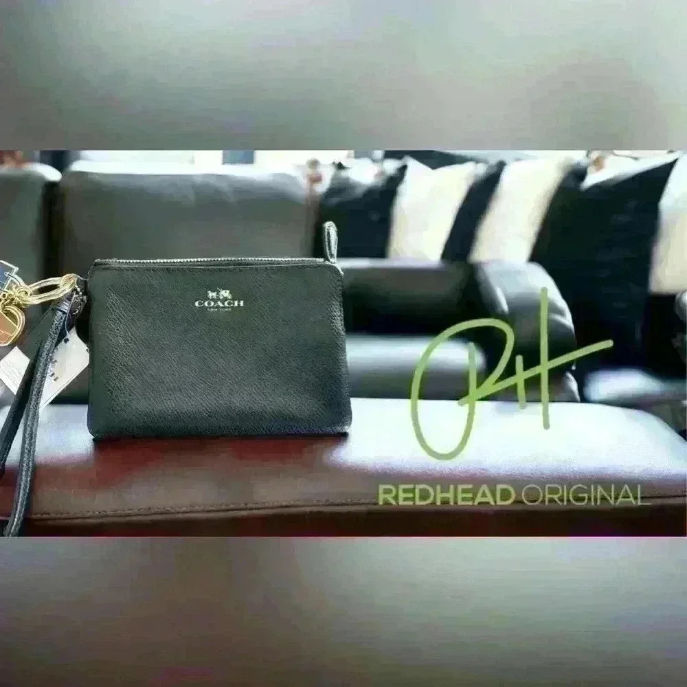 NWT black Coach Wristlet- rare coach purse charms/keychain-immaculate collector